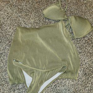 SweatyRocks Woman's Medium Bathing Suit